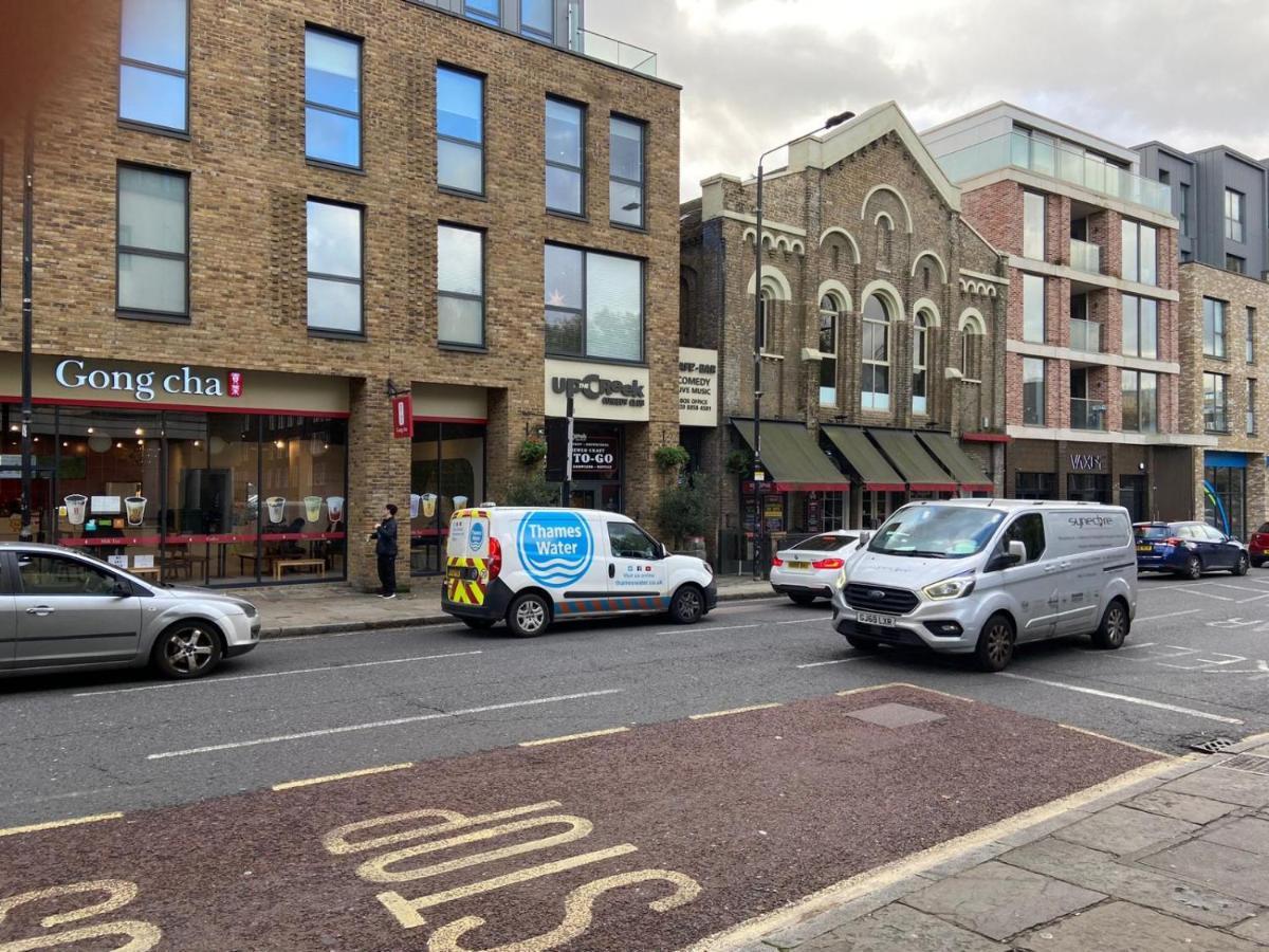 2-Bedroom Flat In Cutty-Sark, Greenwich ! Londen Buitenkant foto